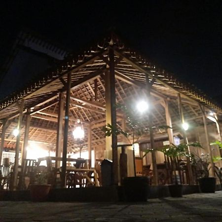 Diaga Grha Hotel Джокякарта Екстериор снимка