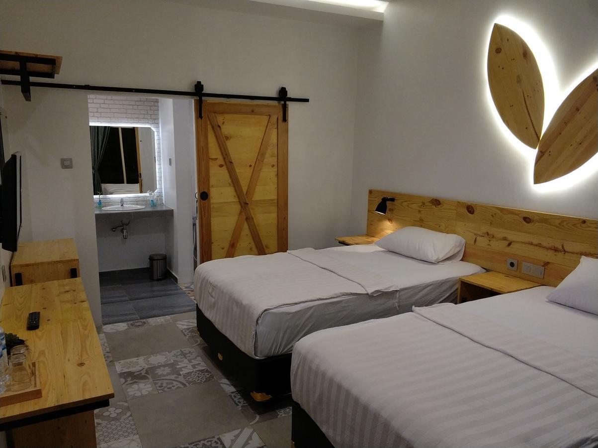 Diaga Grha Hotel Джокякарта Екстериор снимка