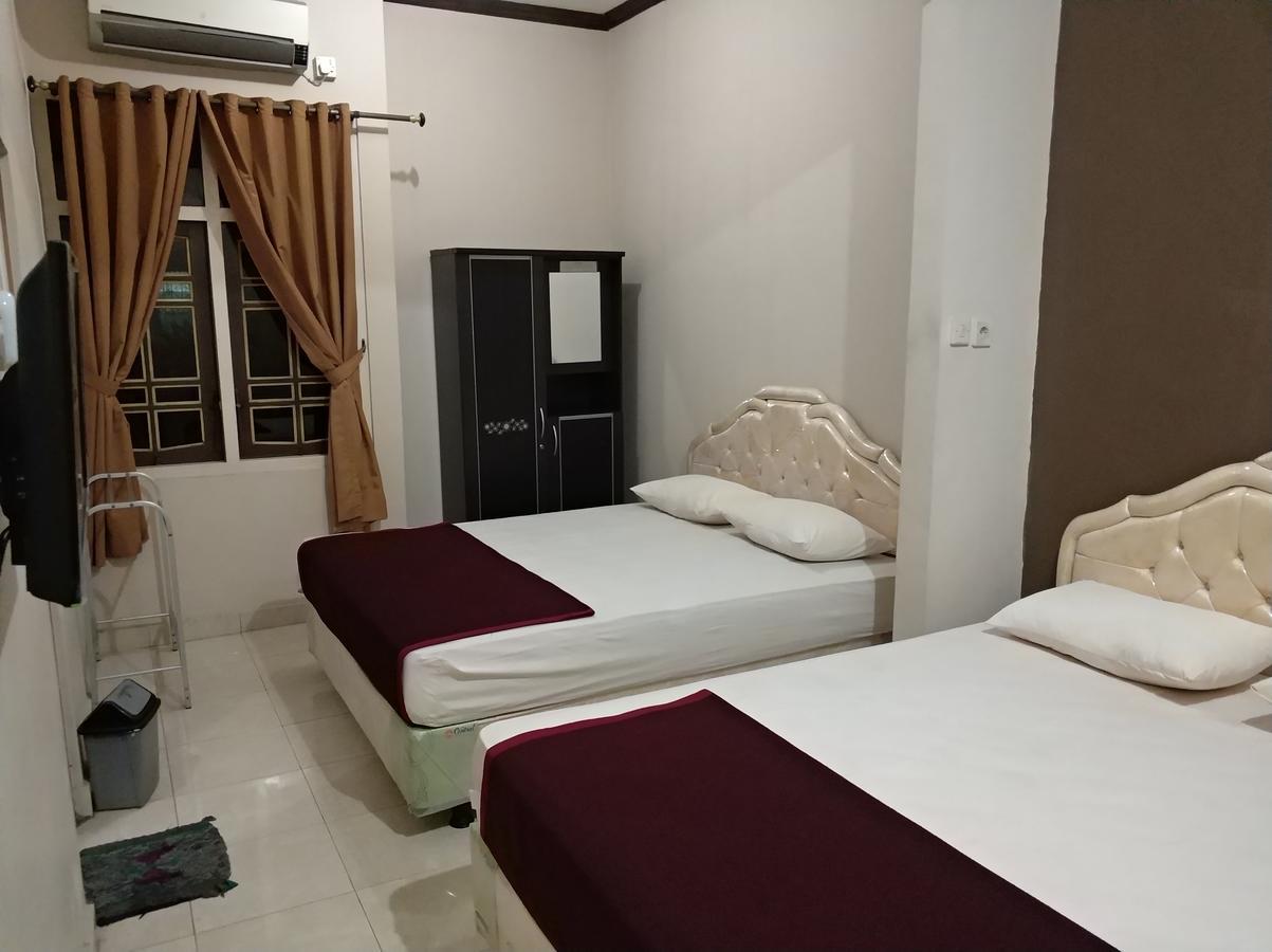 Diaga Grha Hotel Джокякарта Екстериор снимка