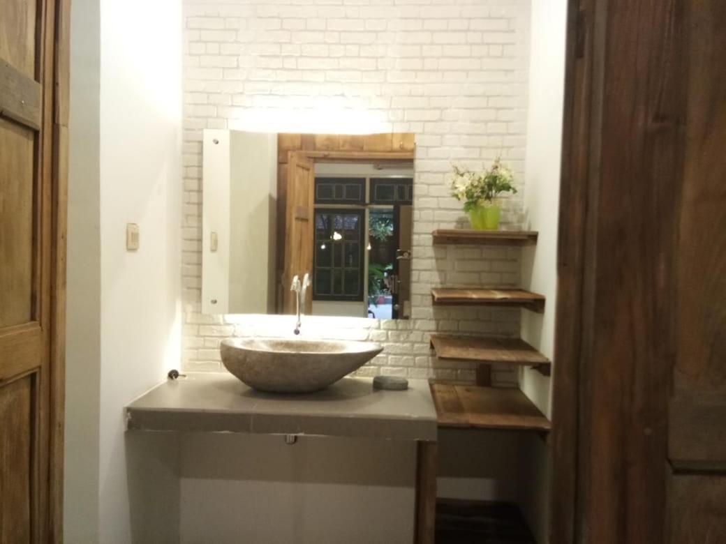 Diaga Grha Hotel Джокякарта Екстериор снимка
